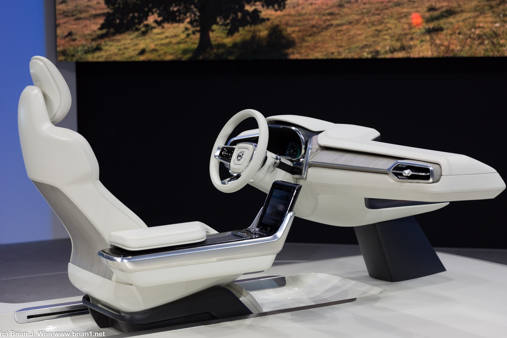 Volvo 26 Concept.