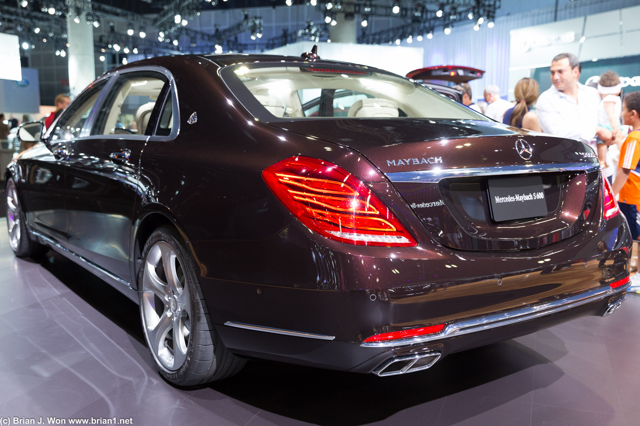 Mercedes Maybach S600.