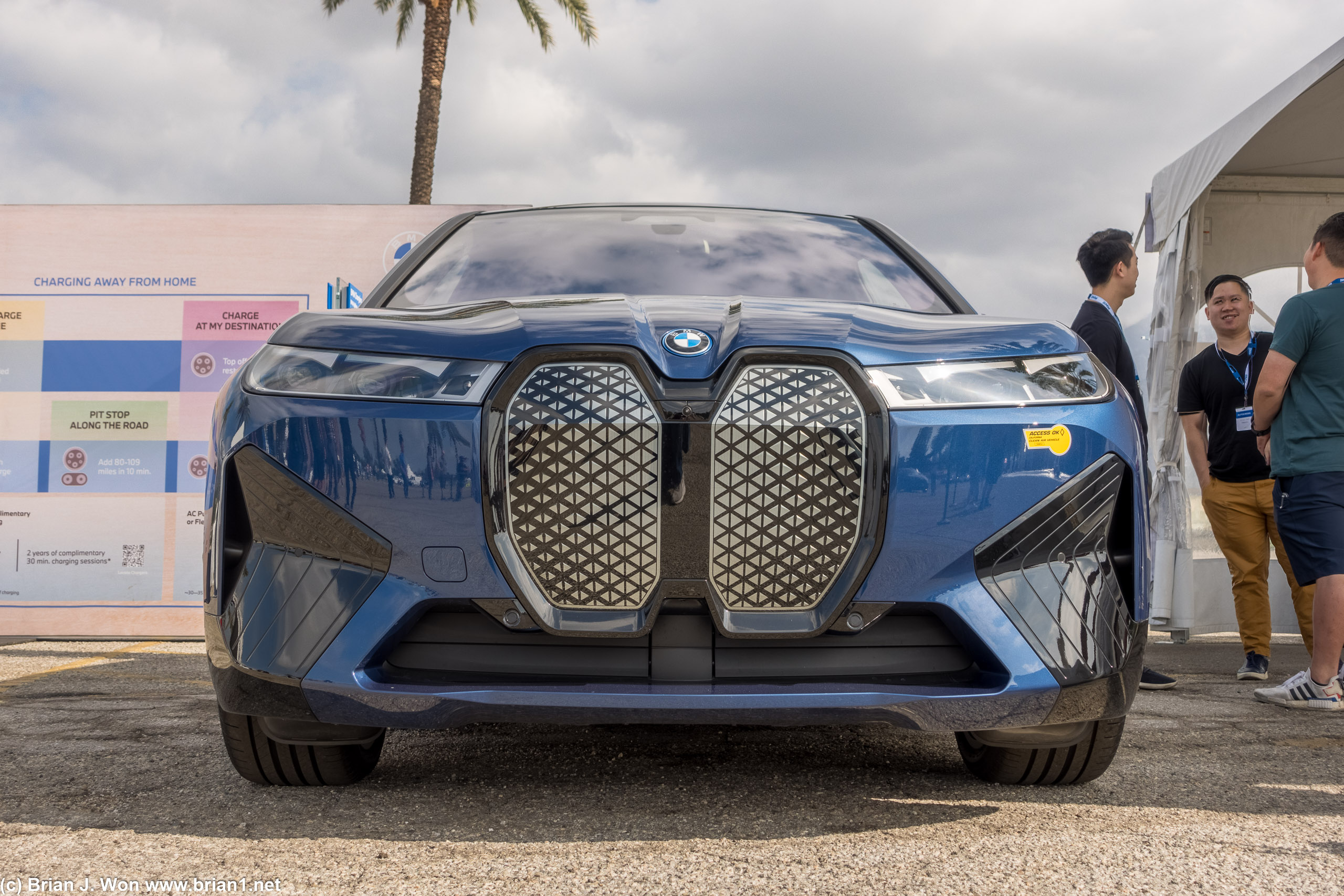 BMW iX.