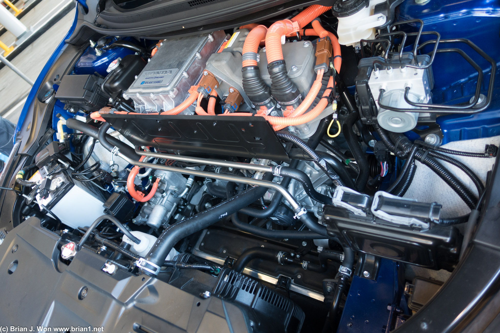 So much space in the engine bay.