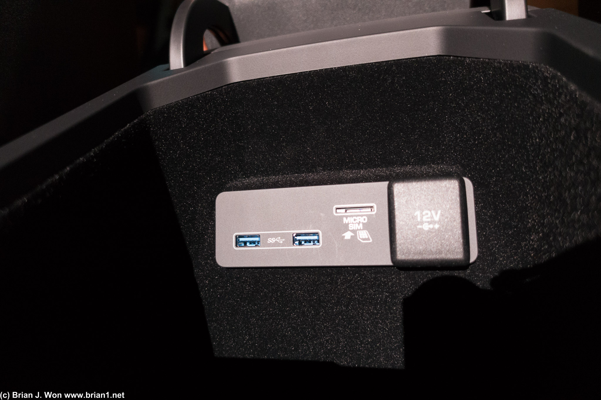 USB 3.0 ports and microSIM??