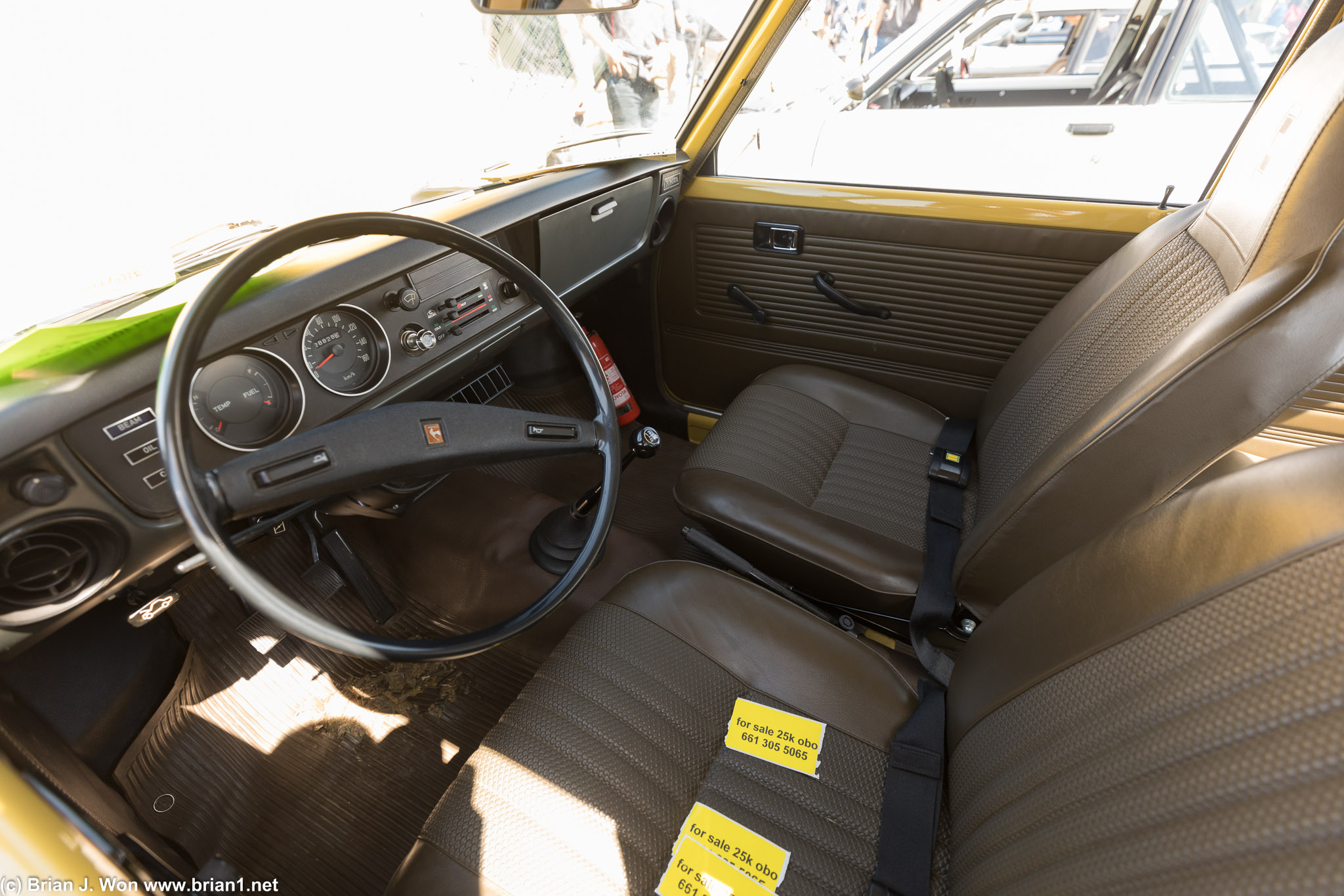1974 Toyota Publica/1000 interior.