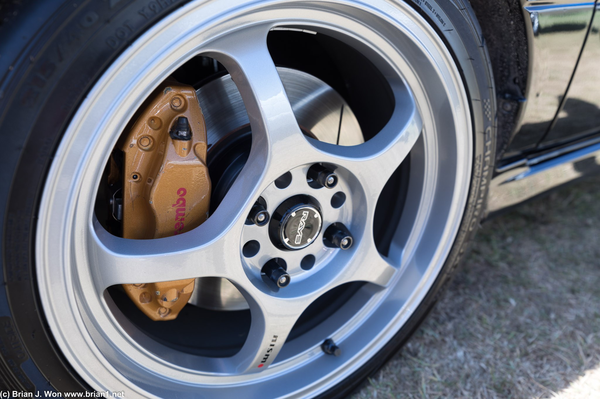 B15 Sentra SE-R OEM Brembo swap.