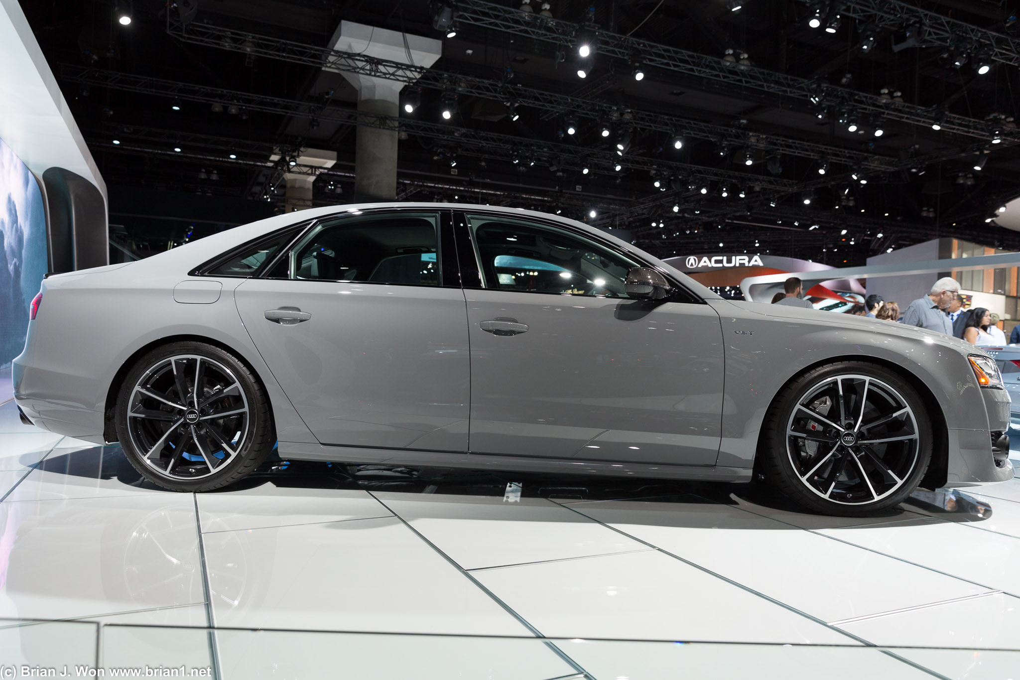 Audi S8 Plus.