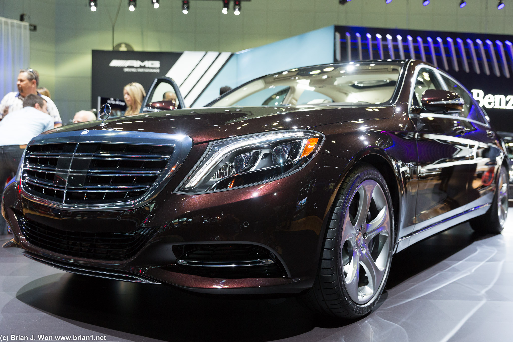 Mercedes Maybach S600.