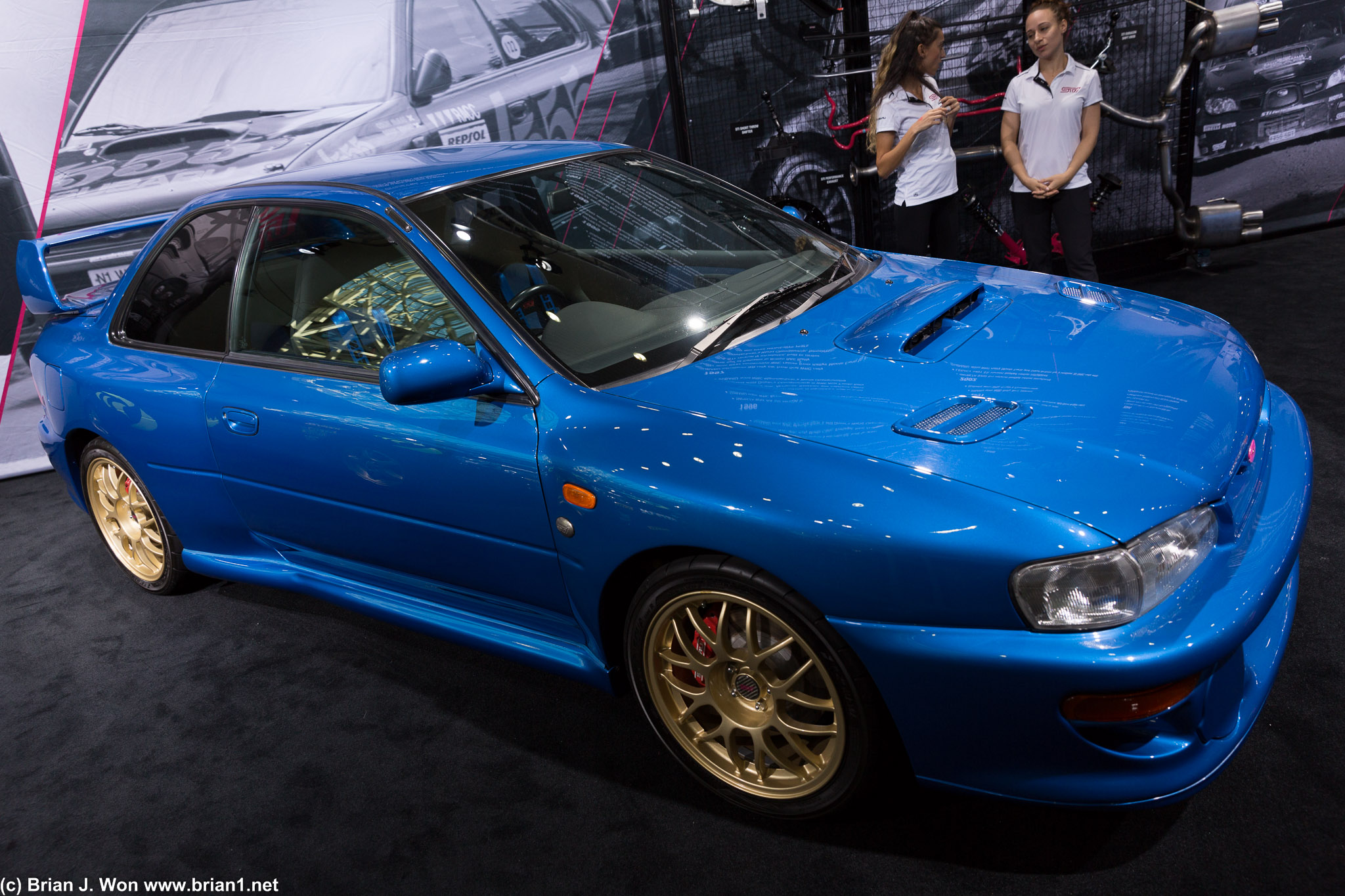 Subaru Impreza 22B STI (1999).