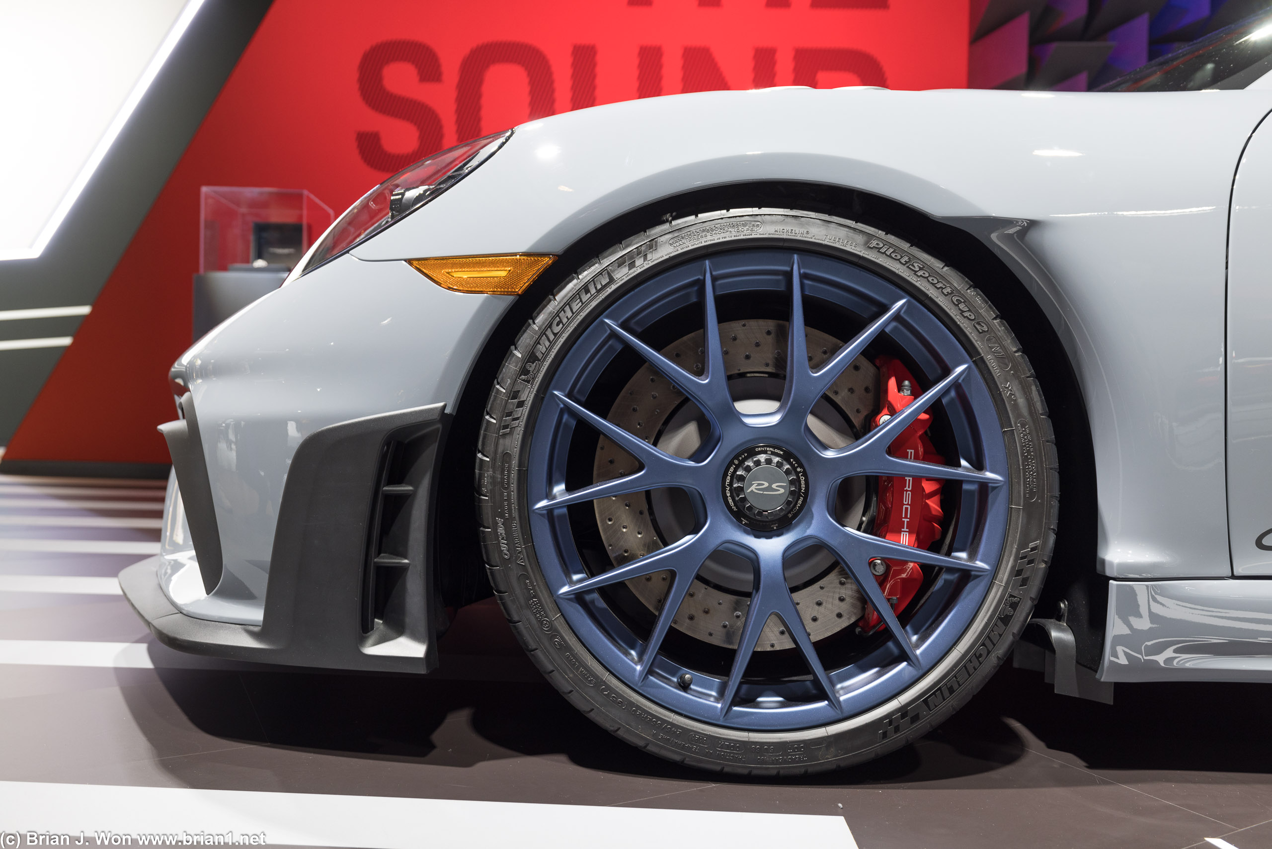 Porsche 718 Cayman GT4RS.