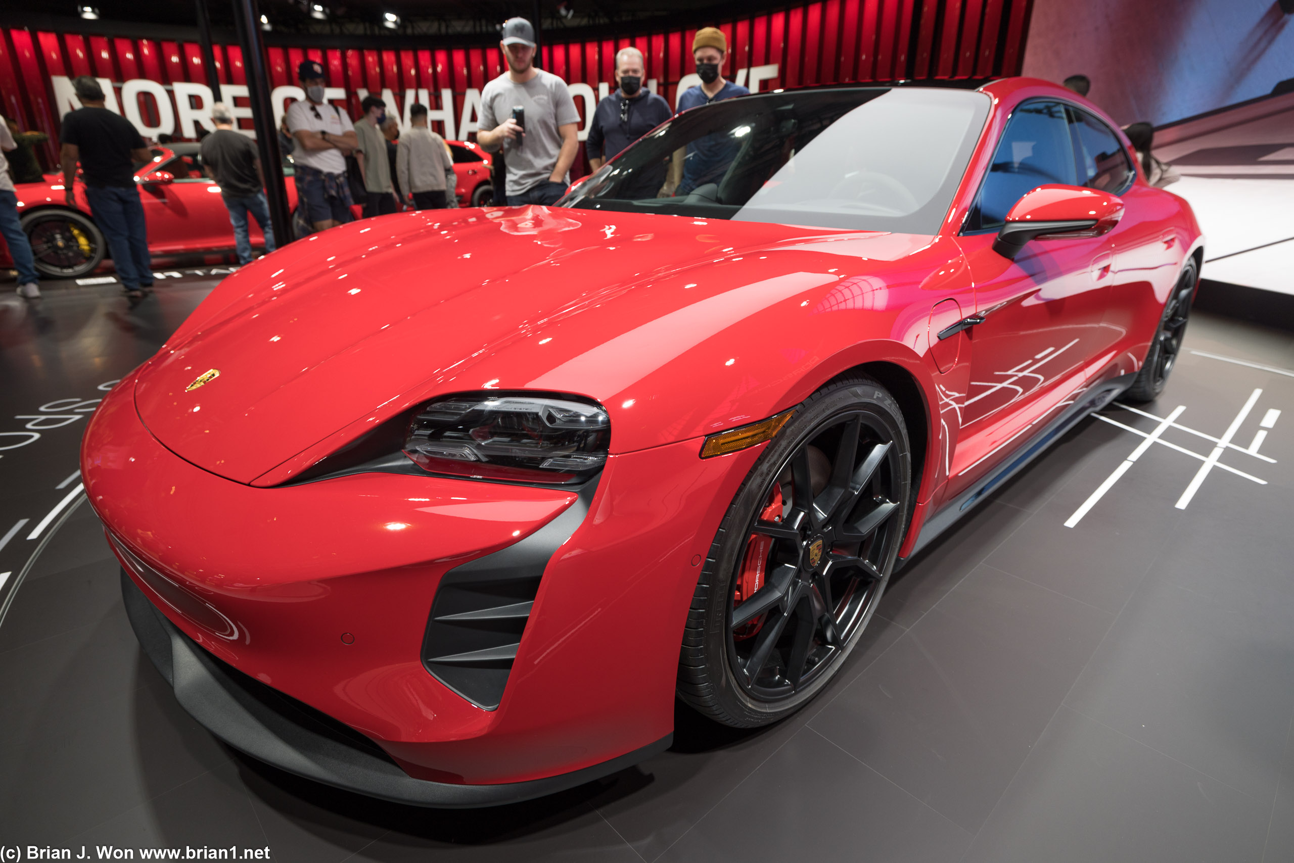 Porsche Taycan Sport Turismo.