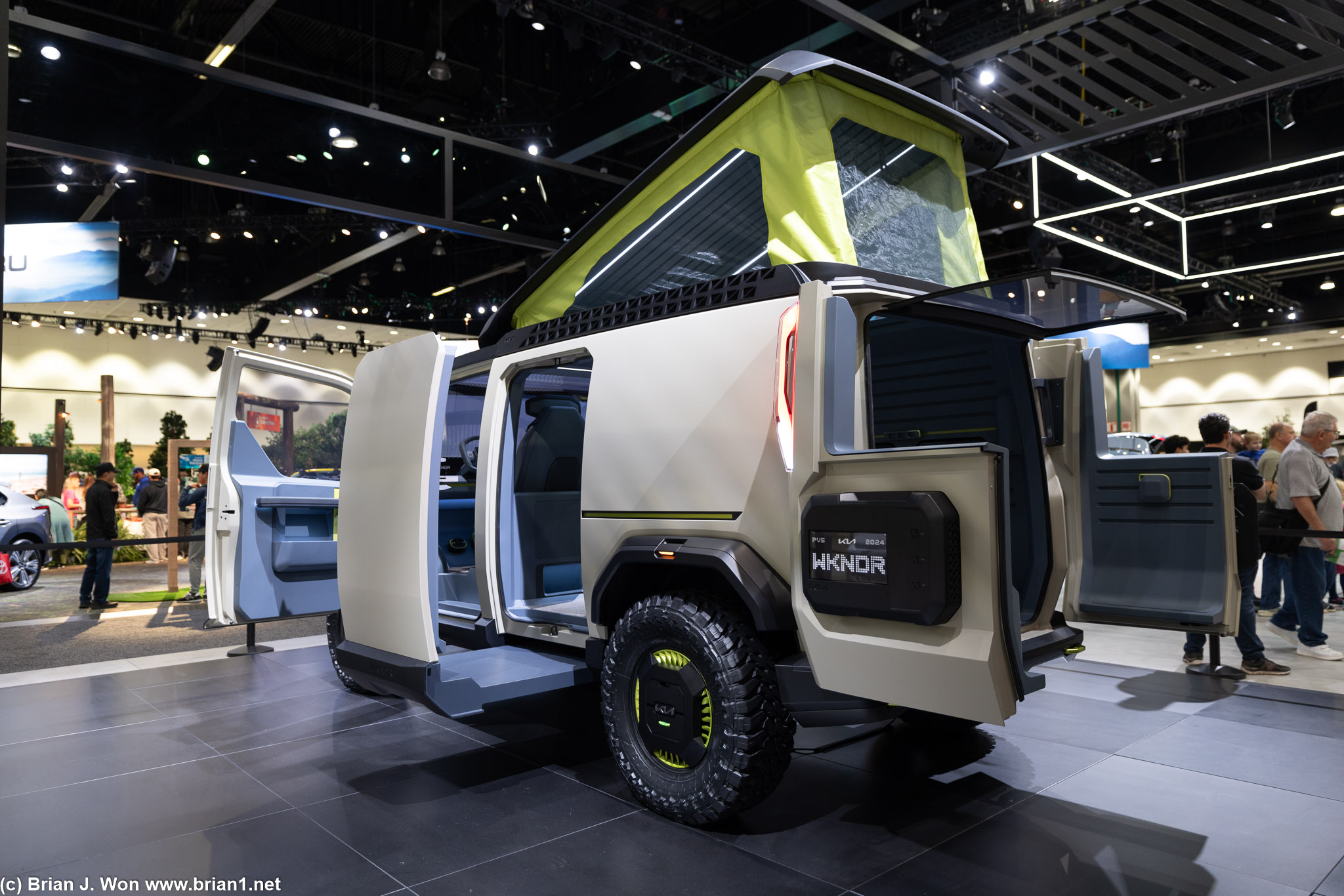 Kia WKNDR concept.