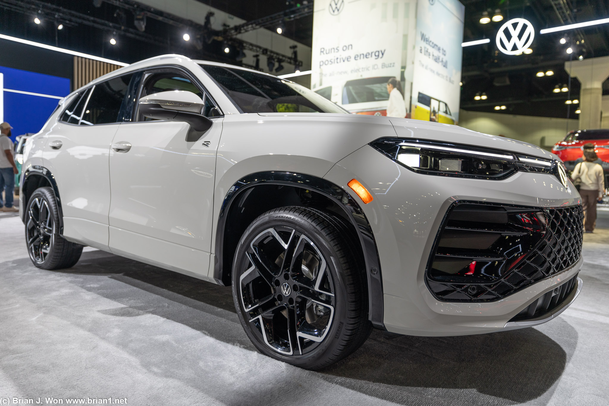 2025 Volkswagen Tiguan.