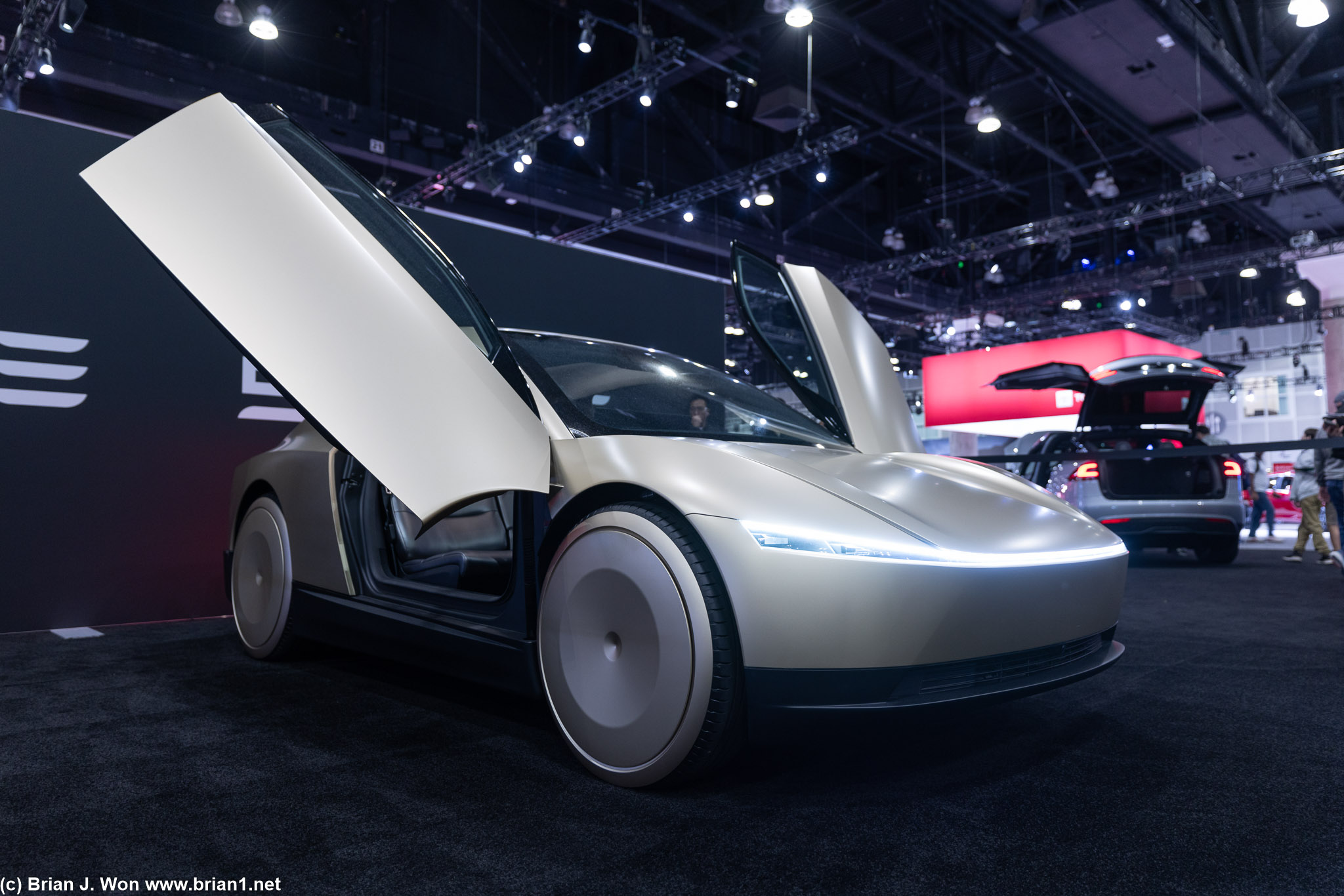 Tesla Cybercab.