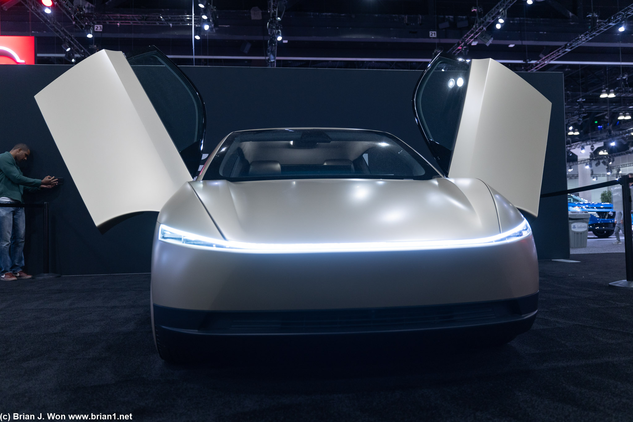 Tesla Cybercab.